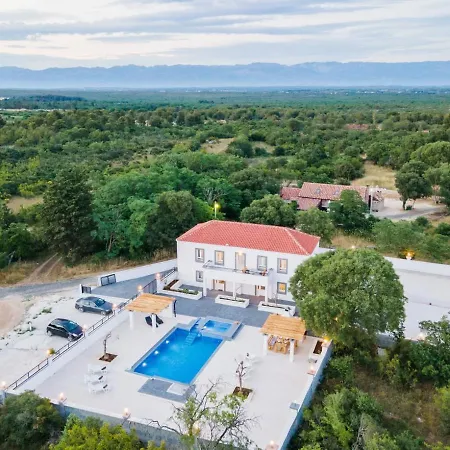 Olana * זאדאר