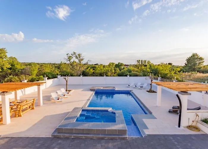 וילה Olana זאדאר