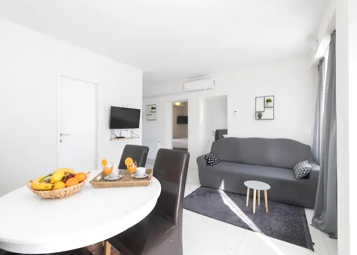 וילה Olana זאדאר