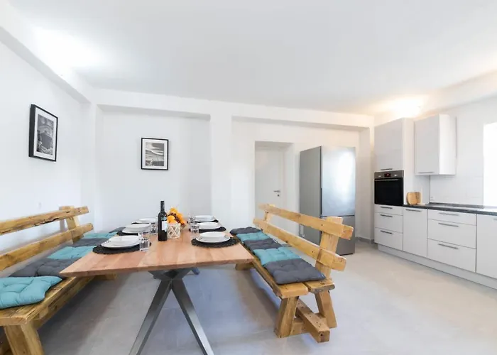 Olana וילה זאדאר